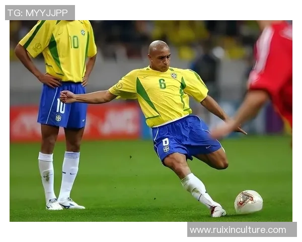 足球明星卡洛斯生平成就与职业生涯全解析及精彩瞬间回顾